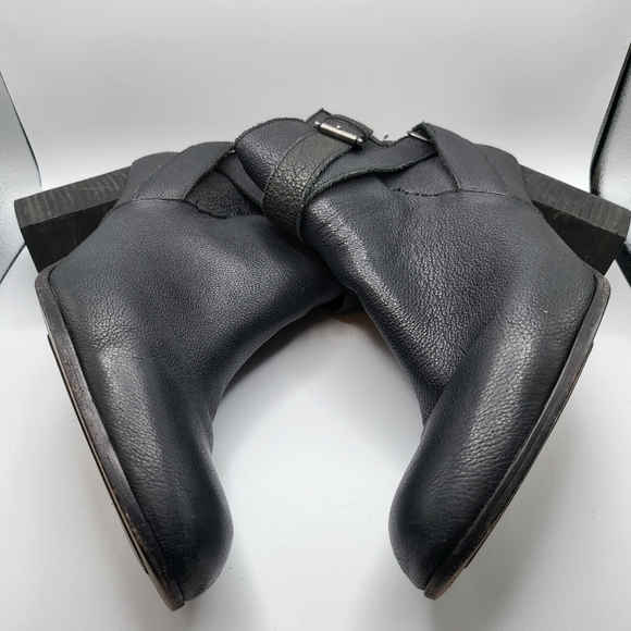 Eileen Fisher Pebbled Leather Black ankle boots Size 10 - Picture 3 of 11